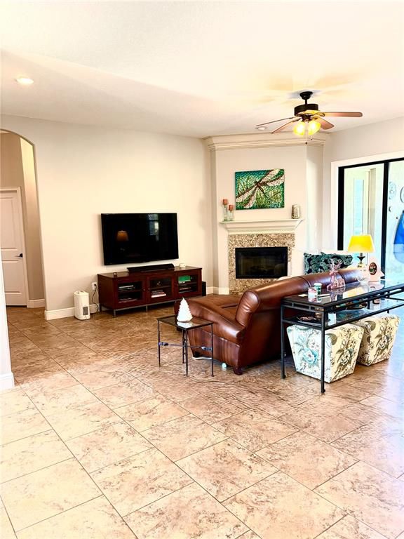 Fireplace, Interior, Living room, Recessed Lighting