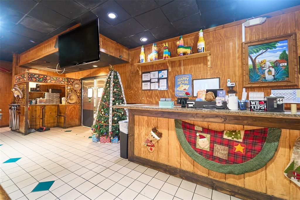 Interior, Recessed Lighting, Wooden Walls