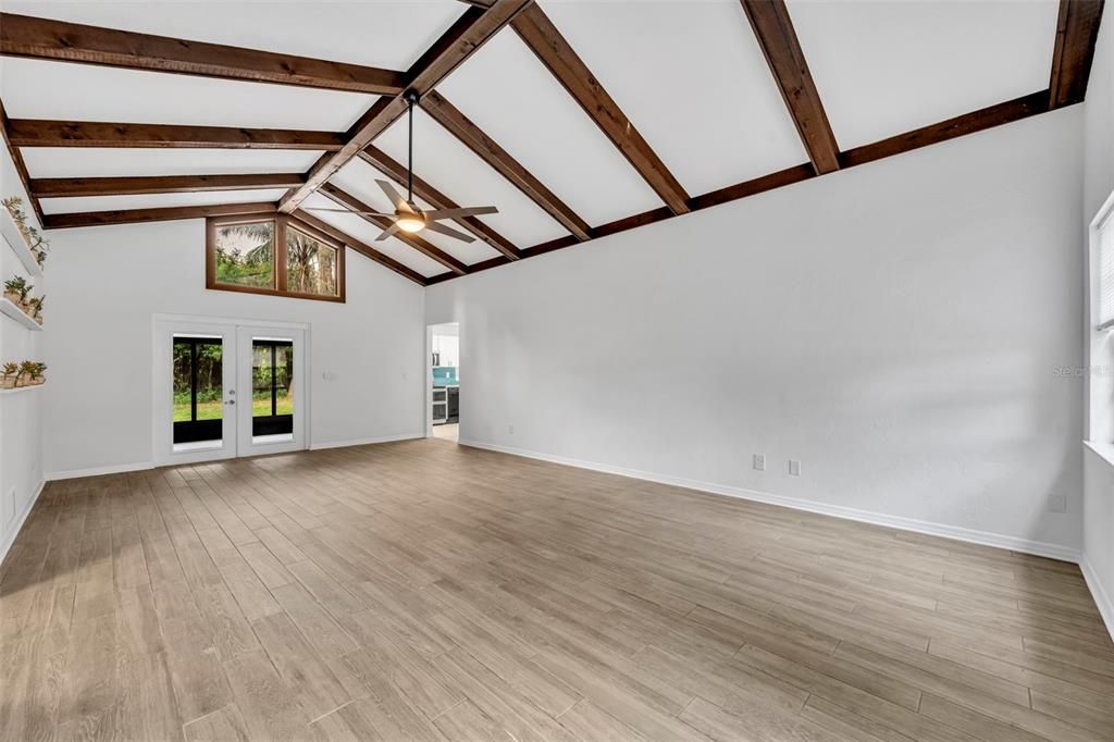 Empty room, Interior, Wooden Beams, Wood Texture Flooring
