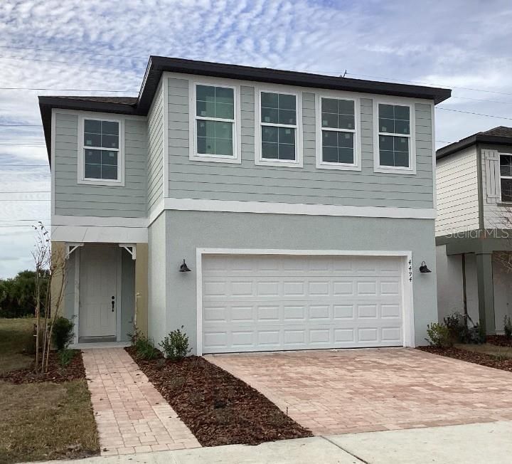 Attached, Exterior, Facade, Rowhouse