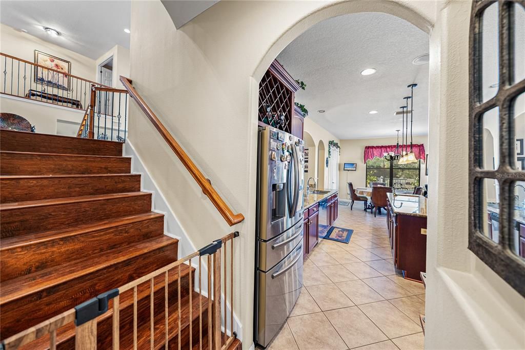 Dining room, Interior, Pendant Lights, Recessed Lighting