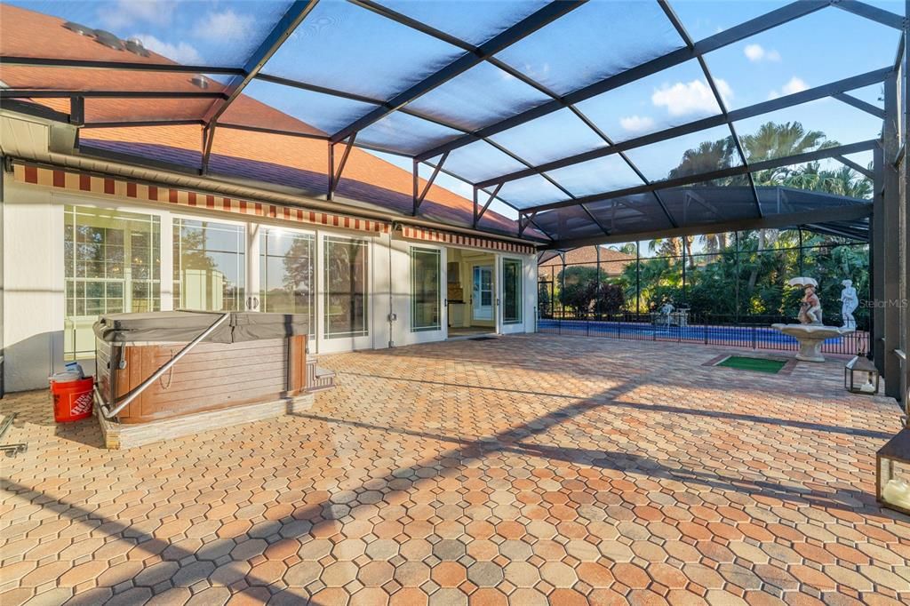 Glass Ceilings, Hot Tub, Interior, Sun Room