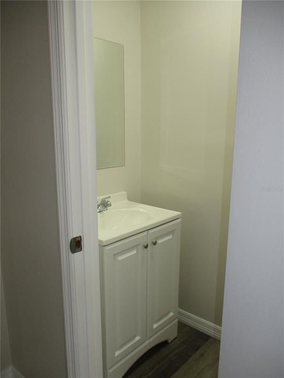 Interior, Washer, Wood Texture Flooring