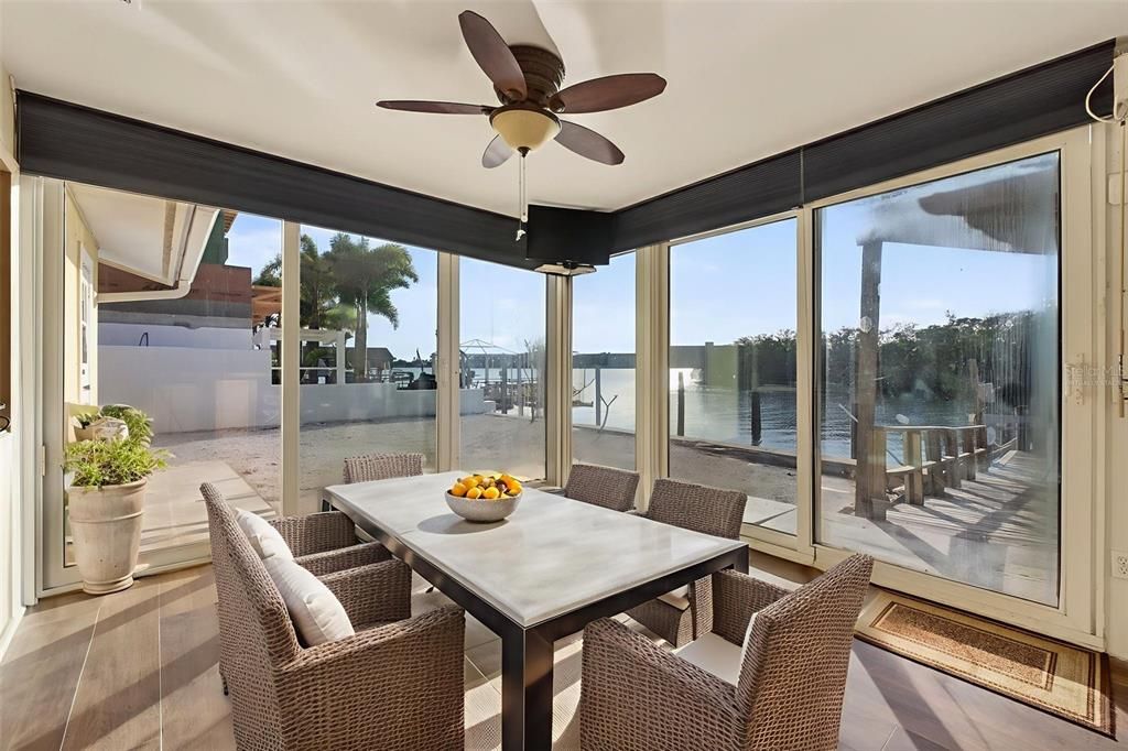 Dining room, Interior, Sun Room, Water, Wood Texture Flooring