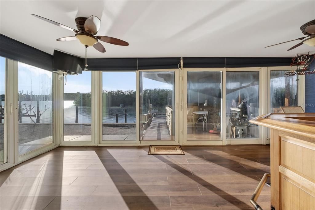 Interior, Sun Room, Water, Wood Texture Flooring