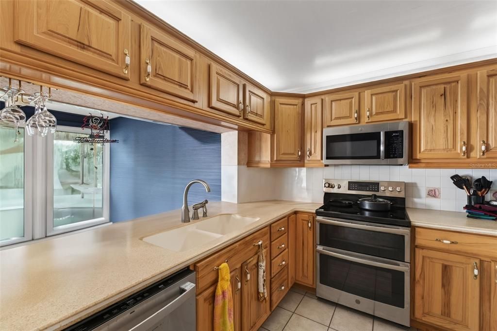 Interior, Kitchen, Stainless Steel Appliances