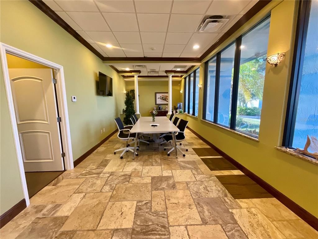 Dining room, Interior, Recessed Lighting
