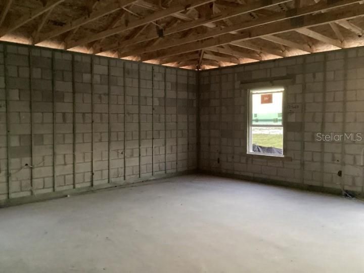 Empty room, Interior, Wooden Beams