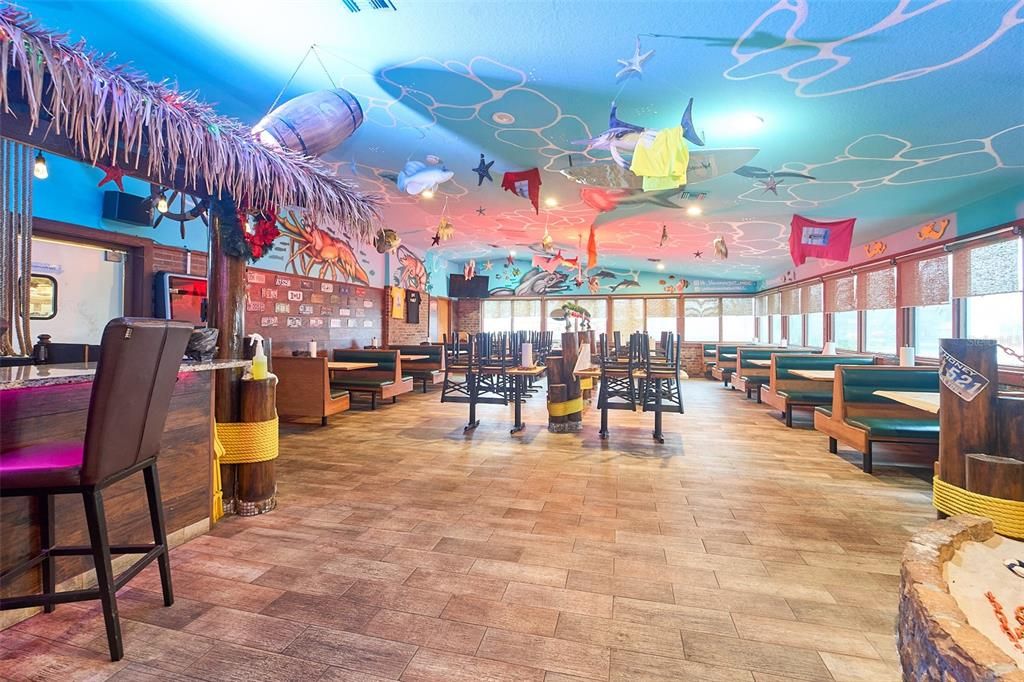 Dining room, Interior, Recessed Lighting