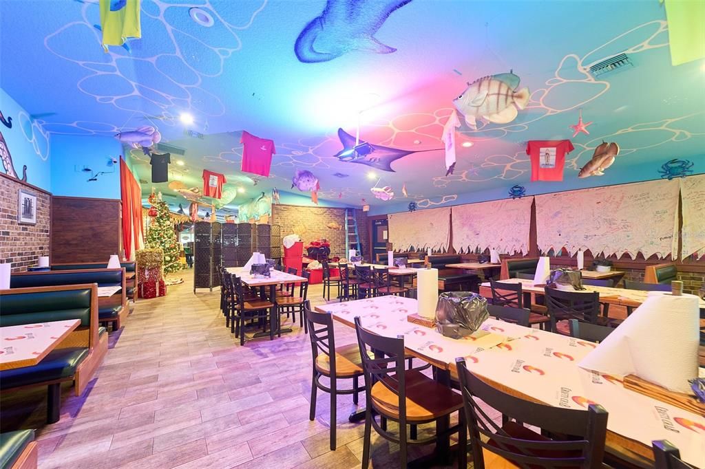 Dining room, Interior, Recessed Lighting