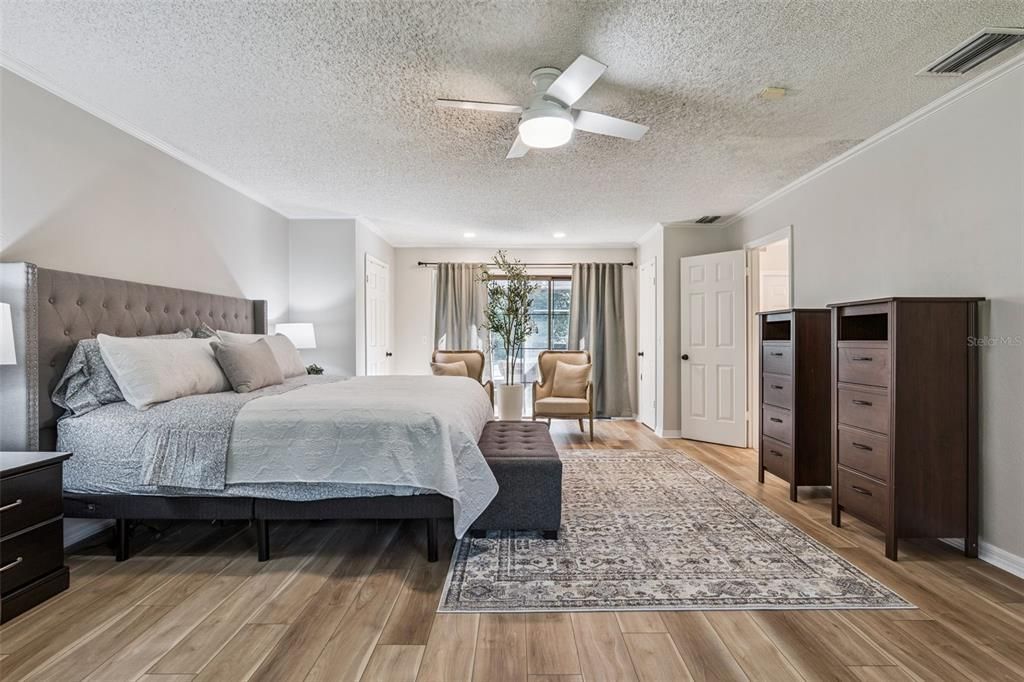 Bedroom, Interior, Recessed Lighting, Wood Texture Flooring