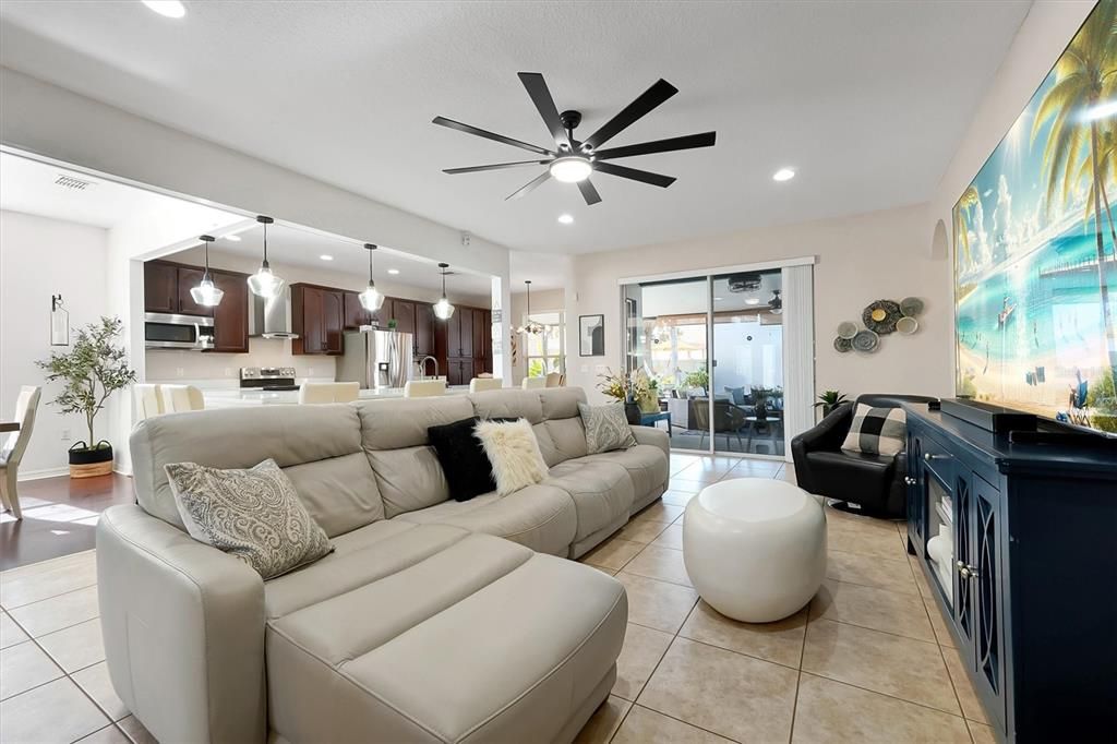 Interior, Kitchen, Living room, Pendant Lights, Recessed Lighting