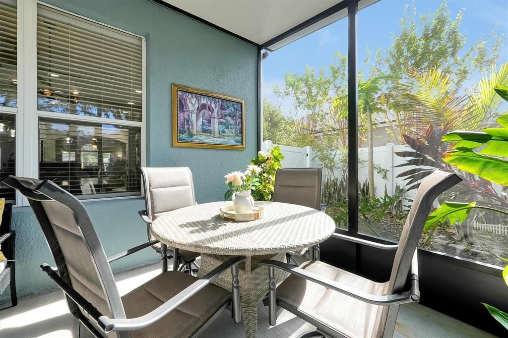 Dining room, Interior, Sun Room