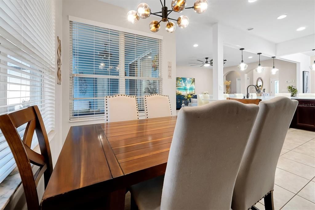 Dining room, Interior, Pendant Lights, Recessed Lighting