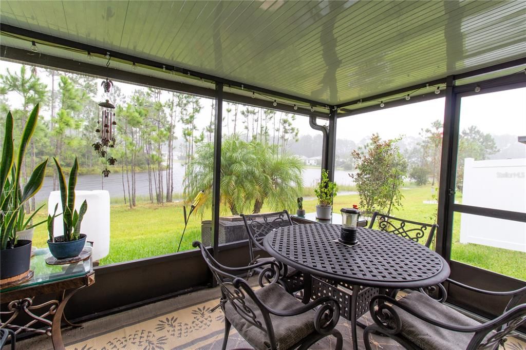Dining room, Interior, Sun Room, Water