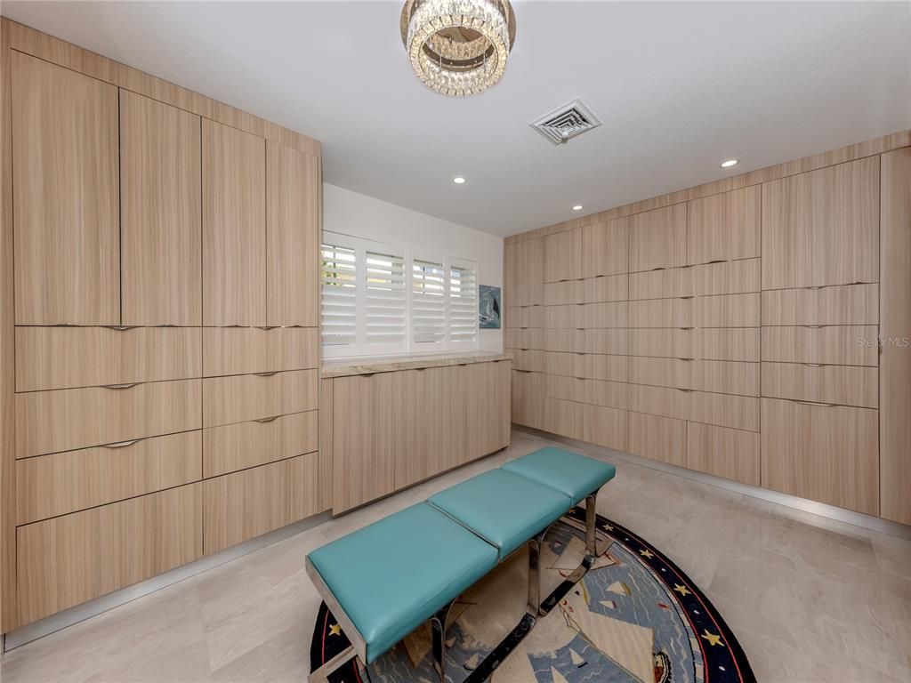 Interior, Recessed Lighting