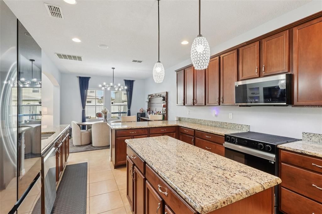 Dining room, Interior, Kitchen, Pendant Lights, Recessed Lighting, Stainless Steel Appliances