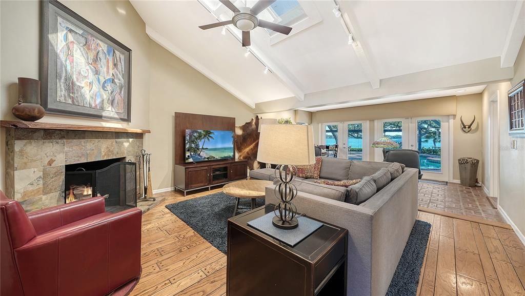 Fireplace, Interior, Living room, Recessed Lighting, Wood Texture Flooring