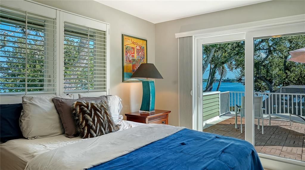 Bedroom, Interior, Water