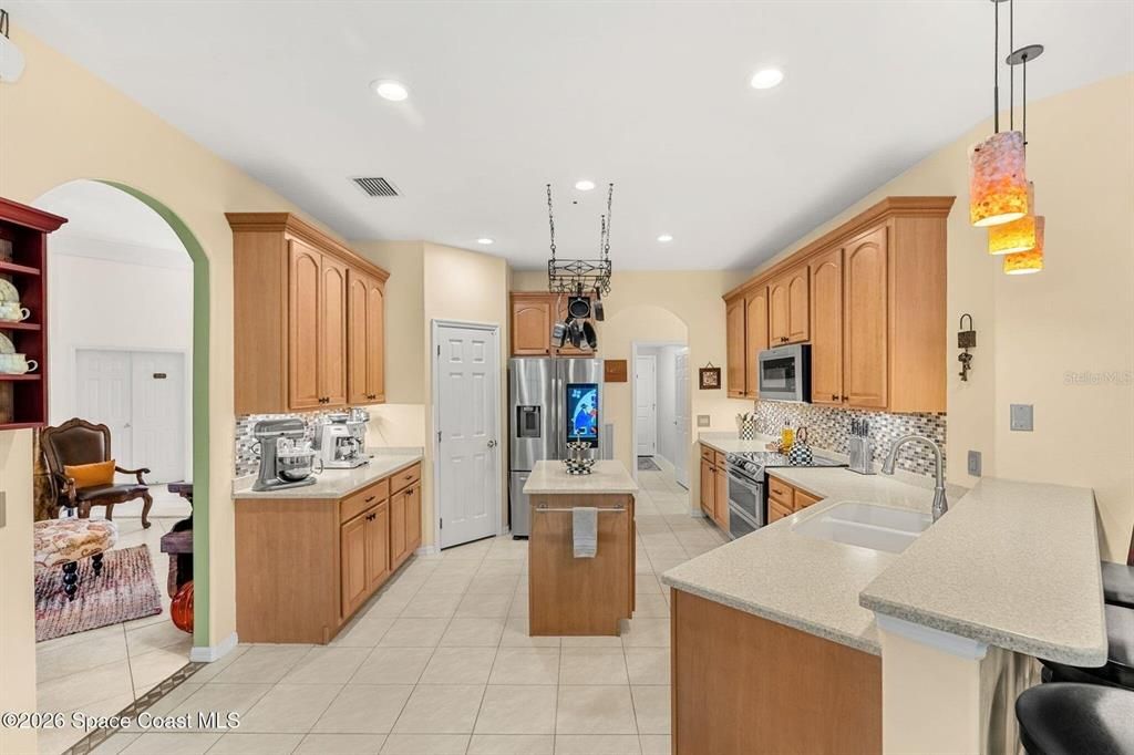 Interior, Kitchen, Pendant Lights, Recessed Lighting, Stainless Steel Appliances