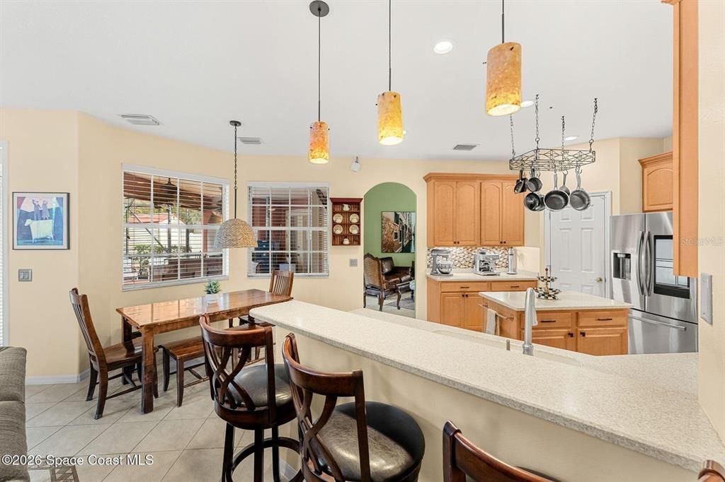 Dining room, Interior, Kitchen, Pendant Lights, Recessed Lighting, Stainless Steel Appliances