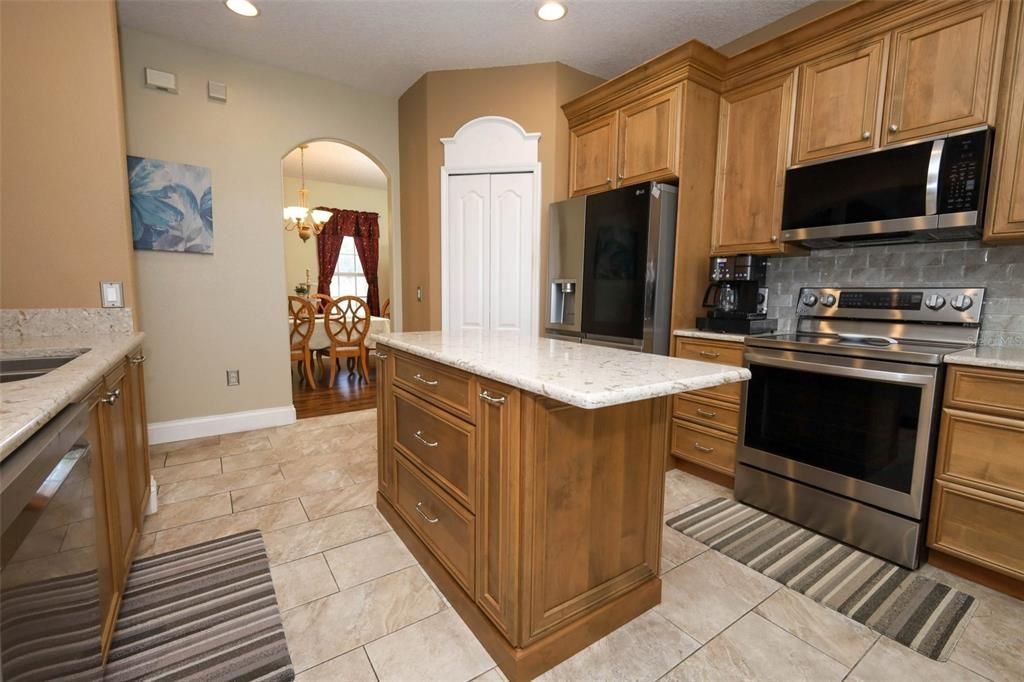Chandelier, Interior, Kitchen, Recessed Lighting, Stainless Steel Appliances