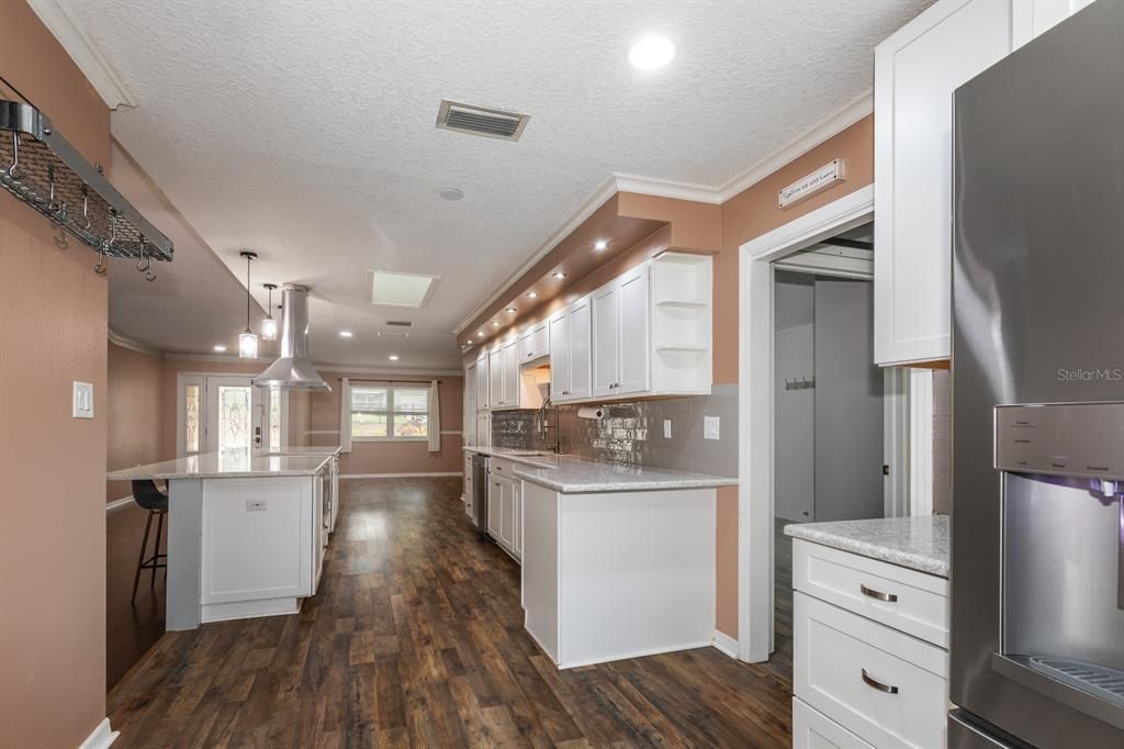 Interior, Kitchen, Pendant Lights, Recessed Lighting, Wood Texture Flooring