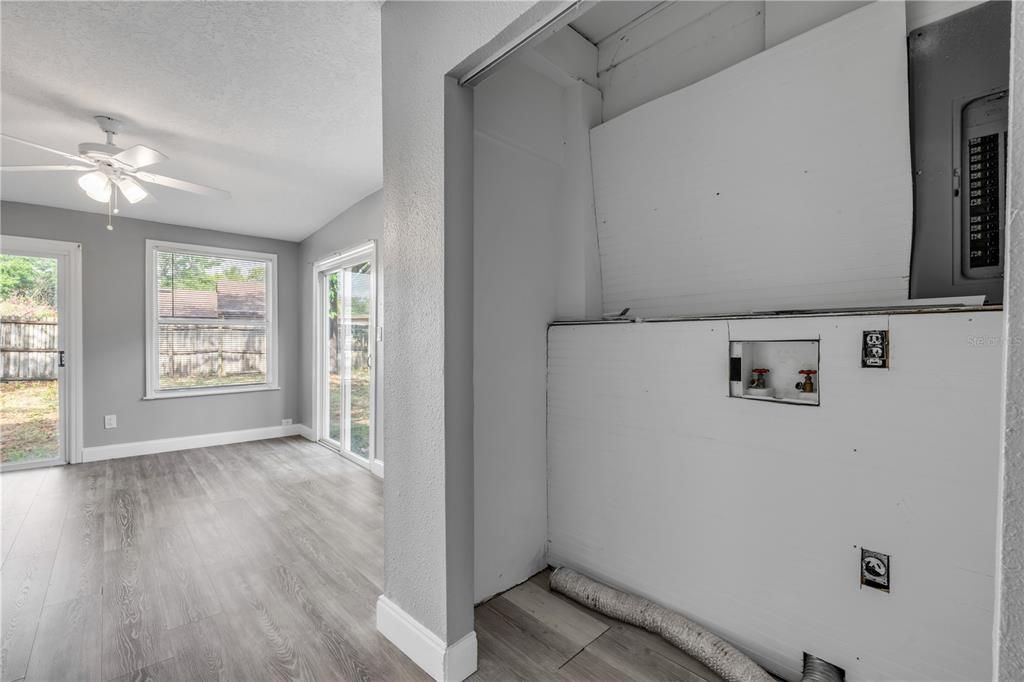 Empty room, Interior, Wood Texture Flooring