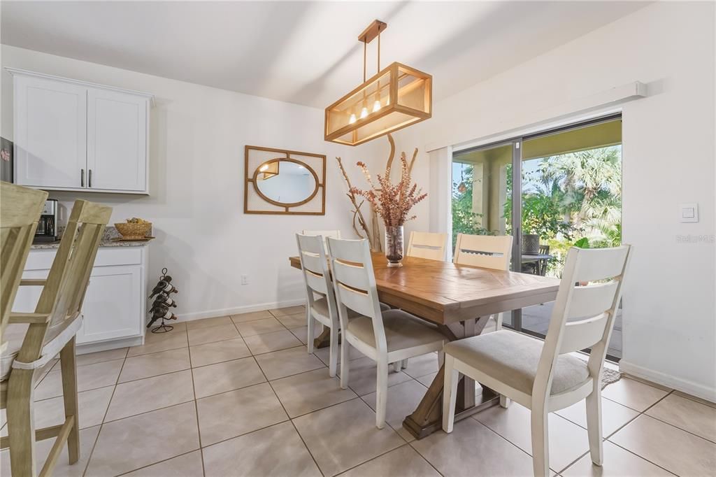 Dining room, Interior, Pendant Lights
