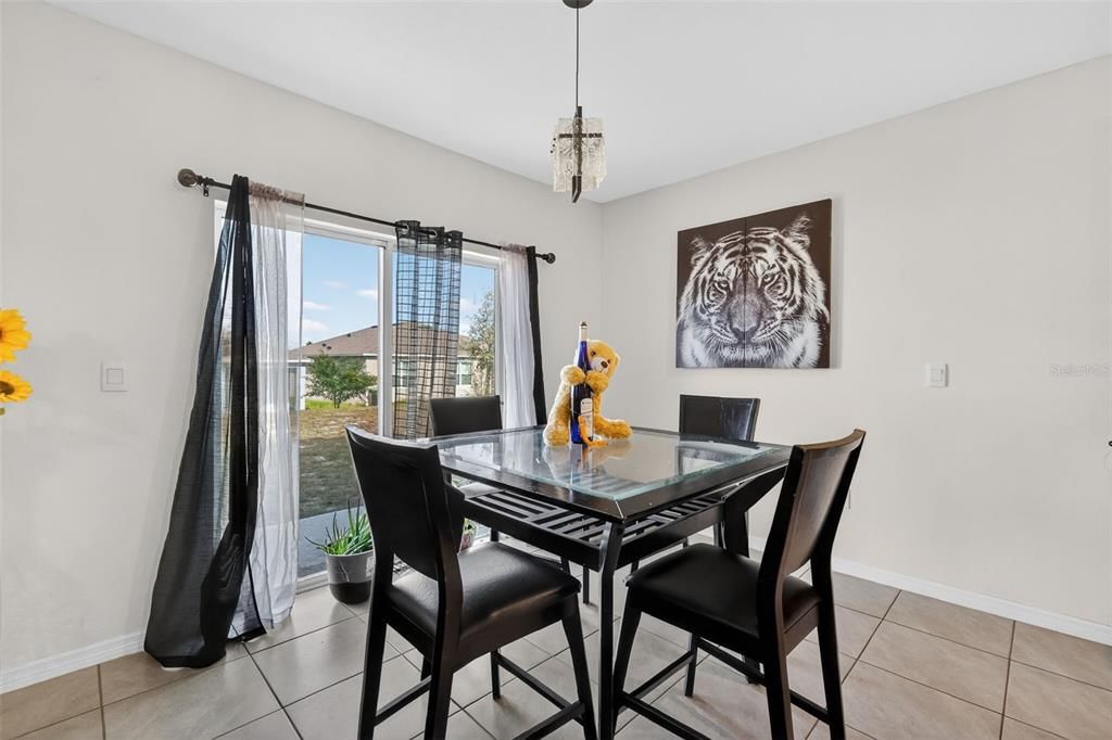 Dining room, Interior, Pendant Lights
