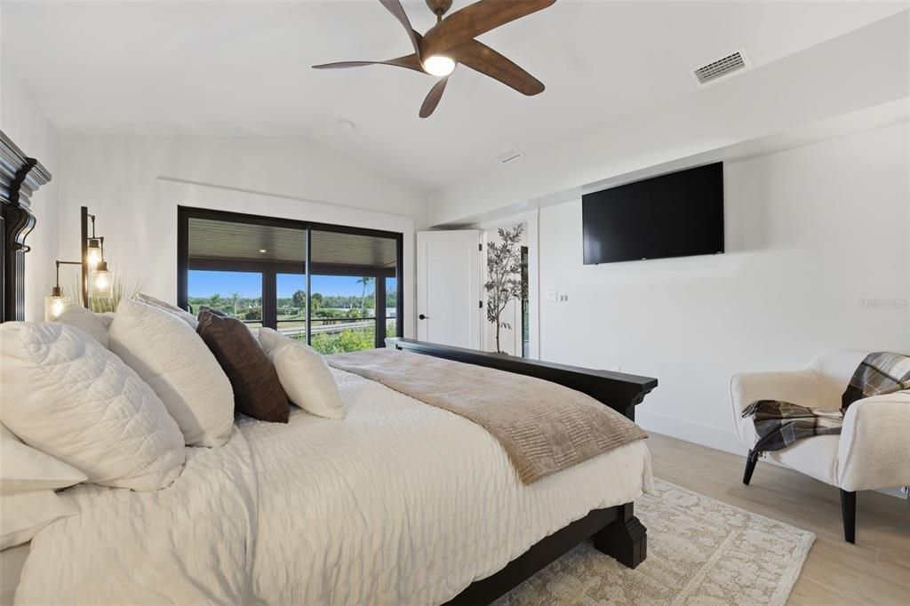 Bedroom, Interior, Water, Wood Texture Flooring