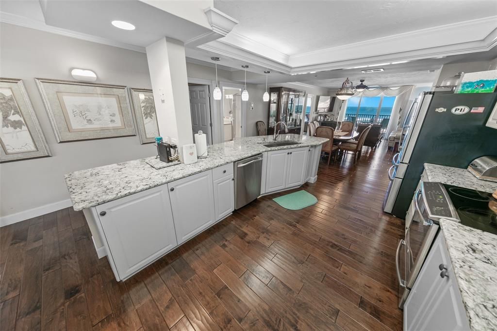 Dining room, Interior, Kitchen, Pendant Lights, Recessed Lighting, Water, Wood Texture Flooring