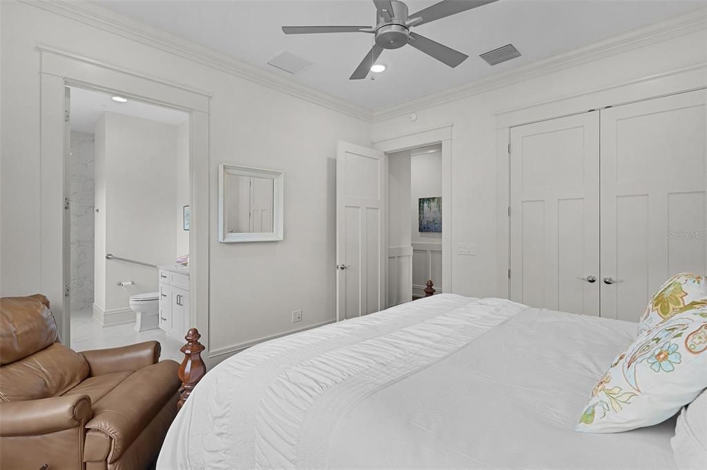 Bathroom, Bedroom, Interior, Recessed Lighting