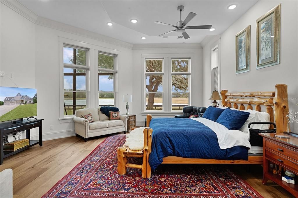 Bedroom, Interior, Recessed Lighting, Water, Wood Texture Flooring