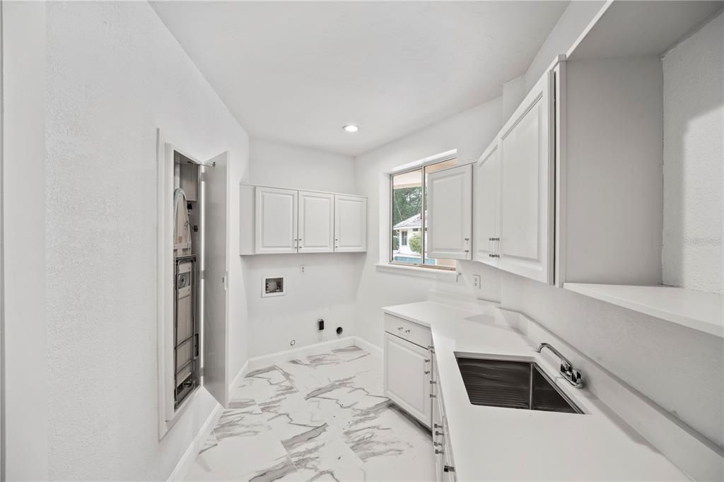 Interior, Kitchen, Marble, Recessed Lighting