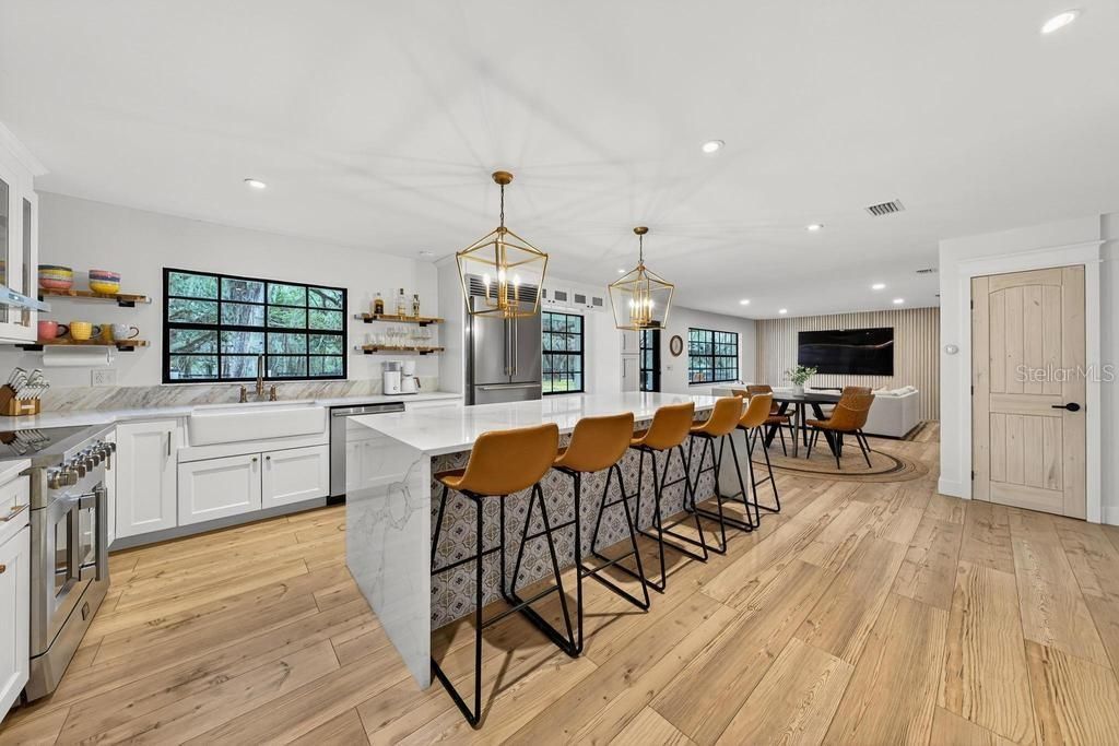 Dining room, Interior, Kitchen, Pendant Lights, Recessed Lighting, Wood Texture Flooring