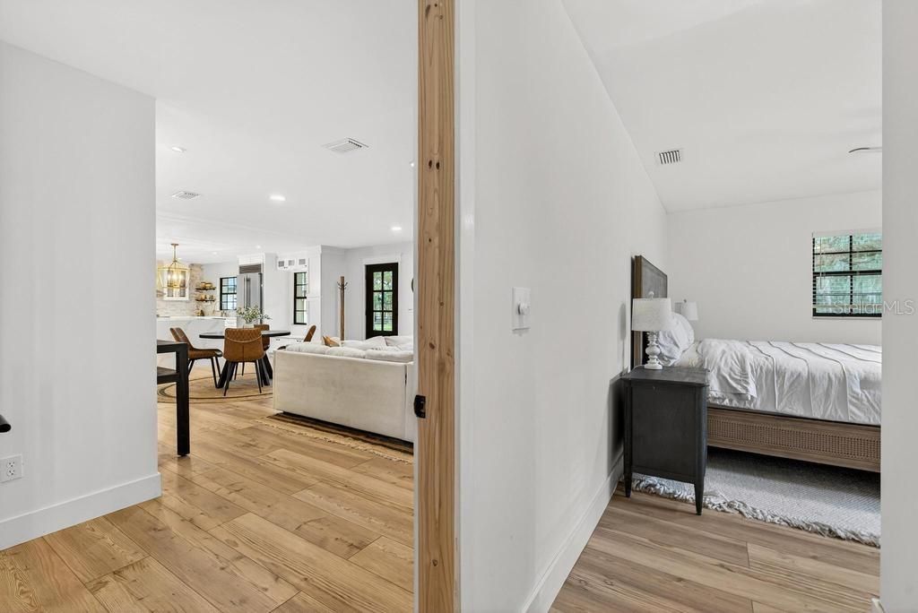 Bedroom, Chandelier, Dining room, Interior, Pendant Lights, Recessed Lighting, Wood Texture Flooring
