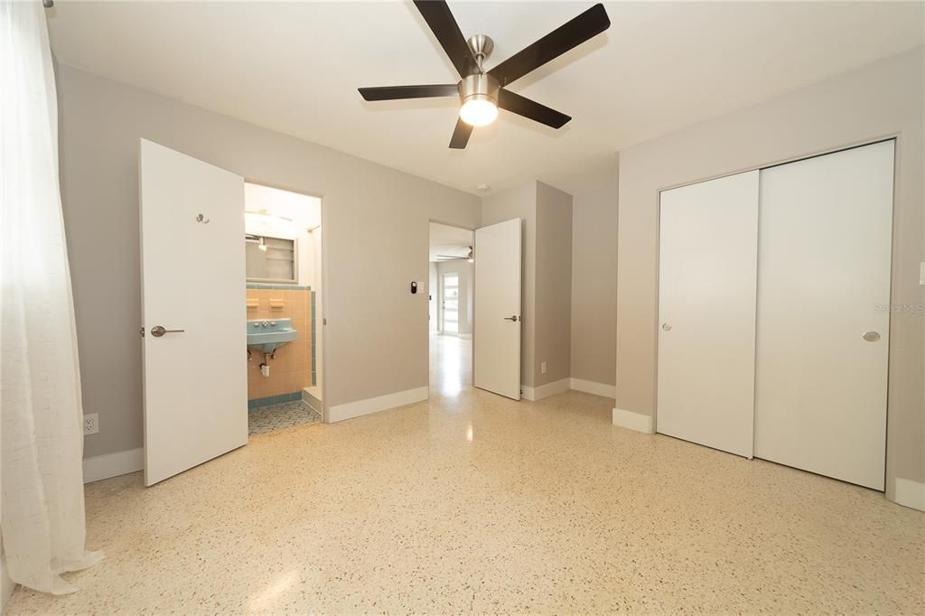 Bathroom, Empty room, Interior