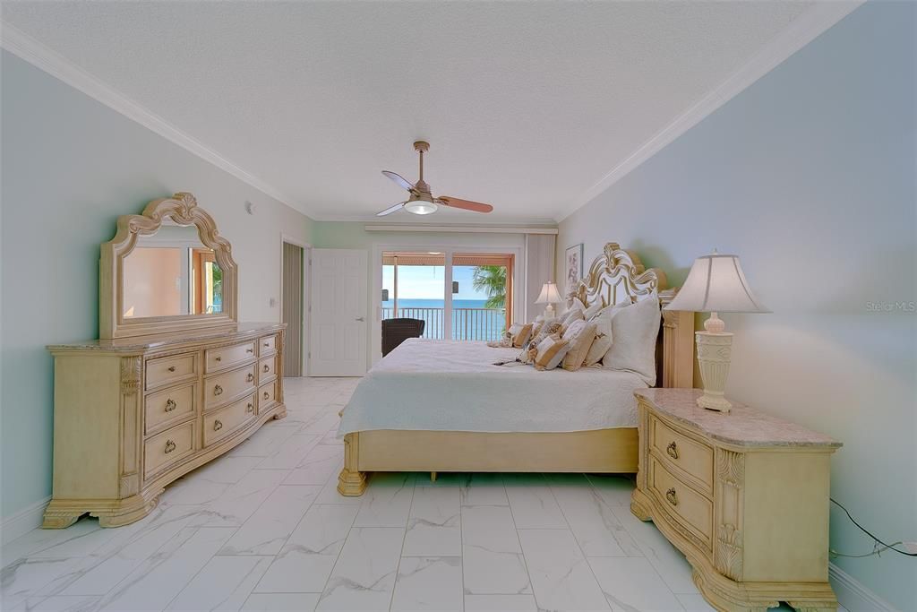 Bedroom, Interior, Marble, Water