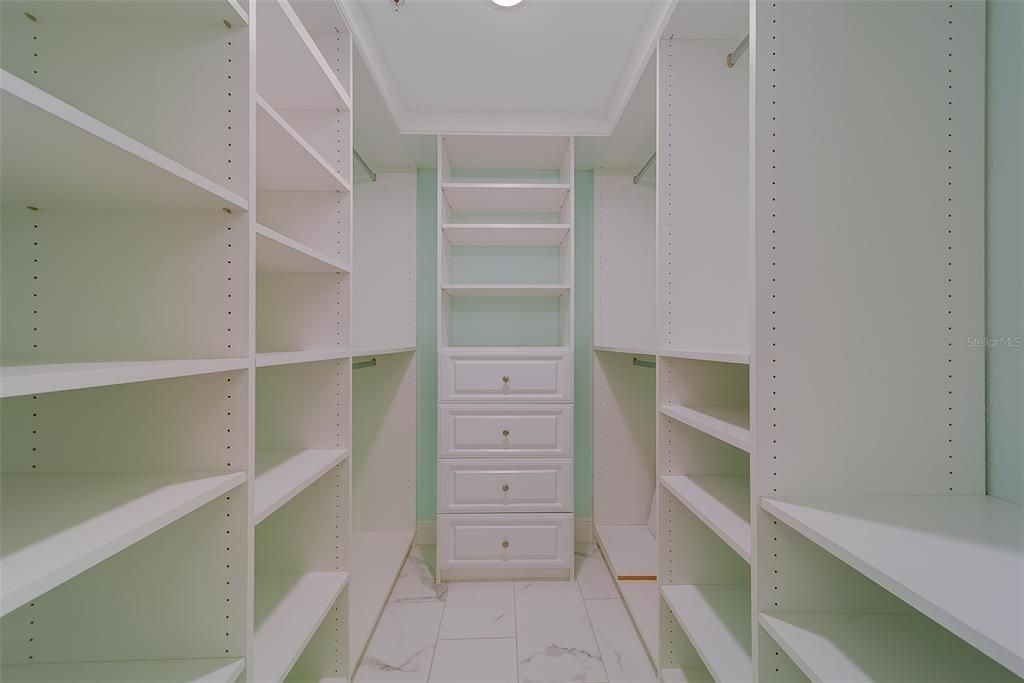 Interior, Marble, Recessed Lighting, Walk-in Closets