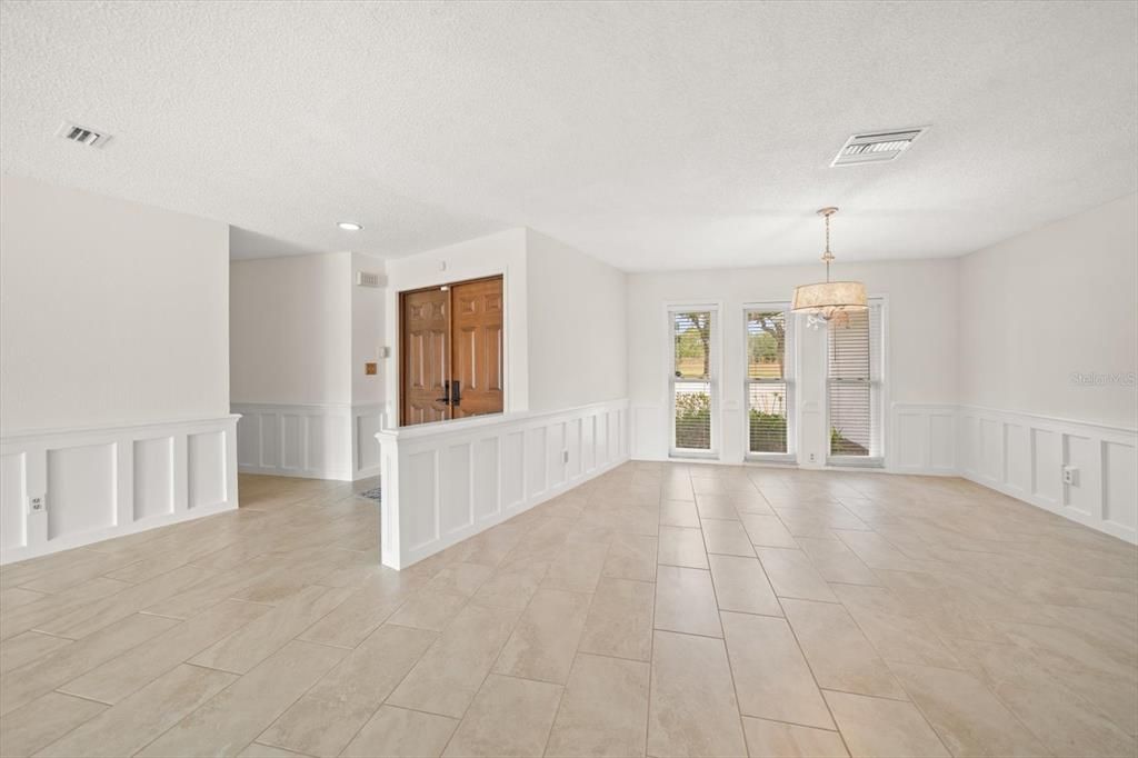 Chandelier, Empty room, Interior, Recessed Lighting