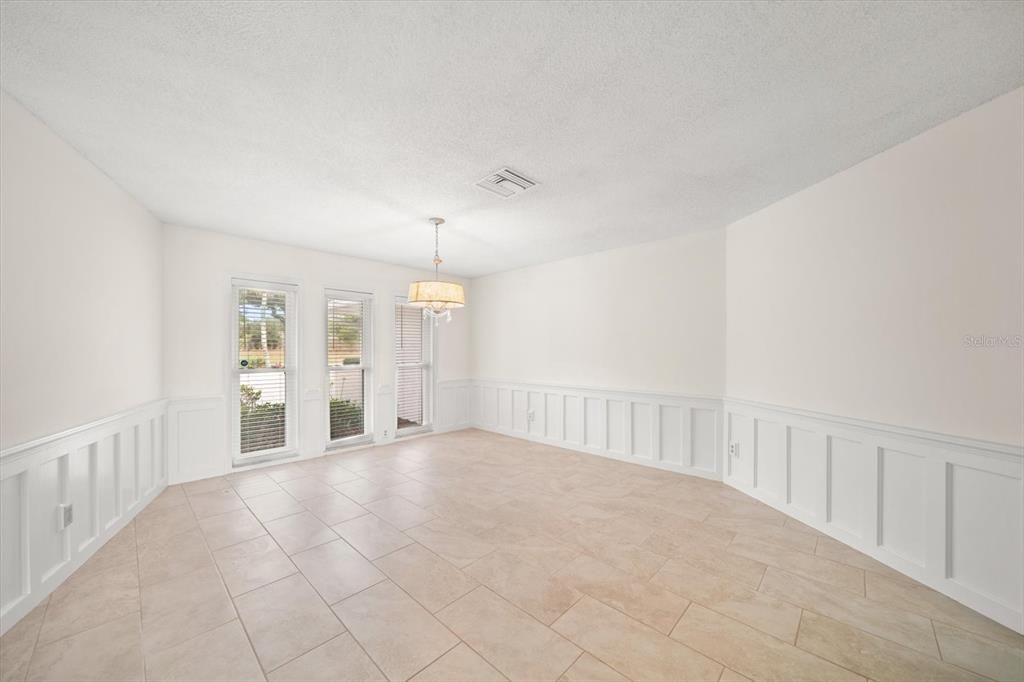 Chandelier, Empty room, Interior