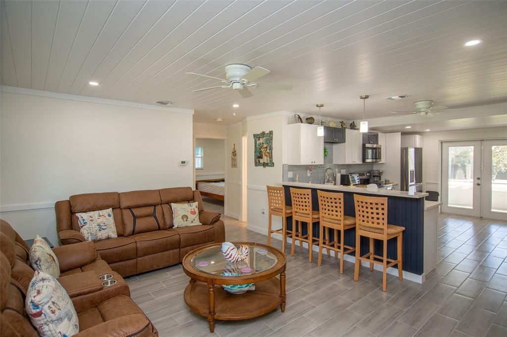 Interior, Kitchen, Living room, Pendant Lights, Recessed Lighting, Stainless Steel Appliances, Wood Texture Flooring