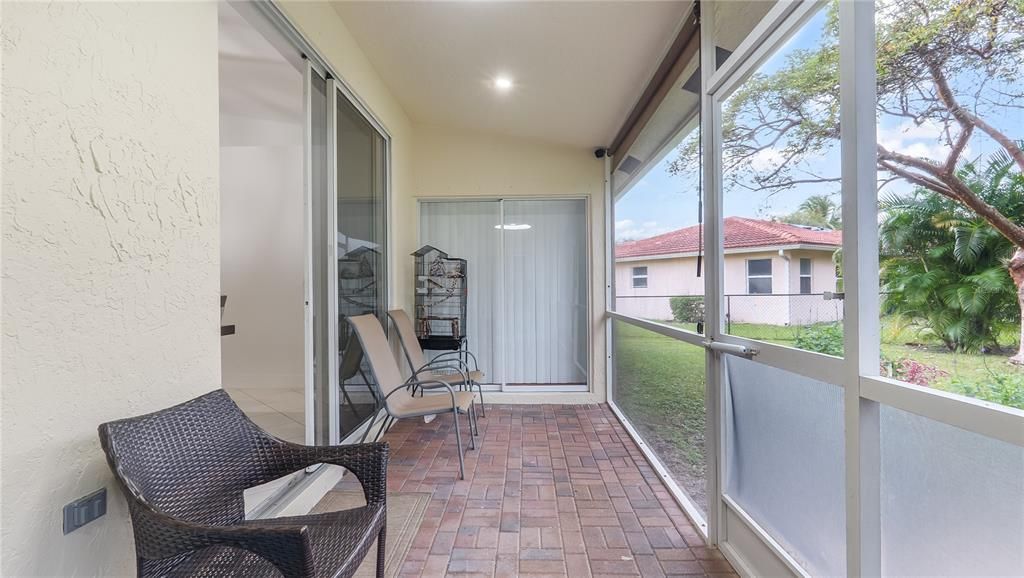 Interior, Recessed Lighting, Sun Room