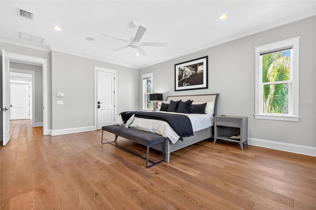 Bedroom, Interior, Recessed Lighting, Wood Texture Flooring
