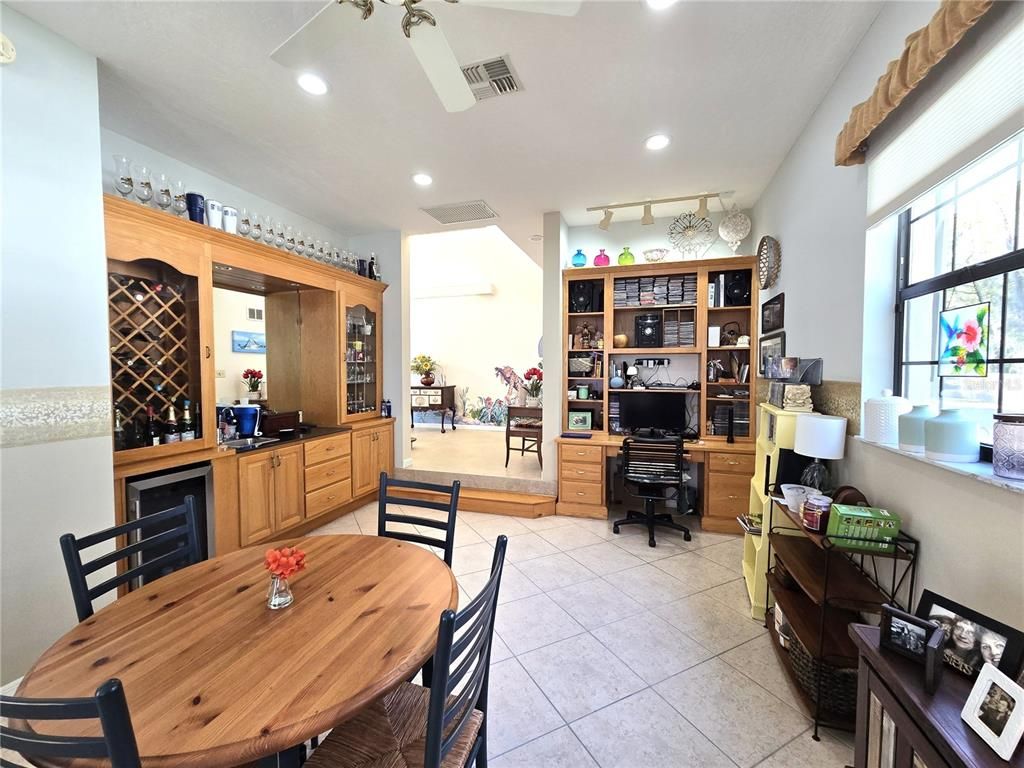 Dining room, Interior, Recessed Lighting
