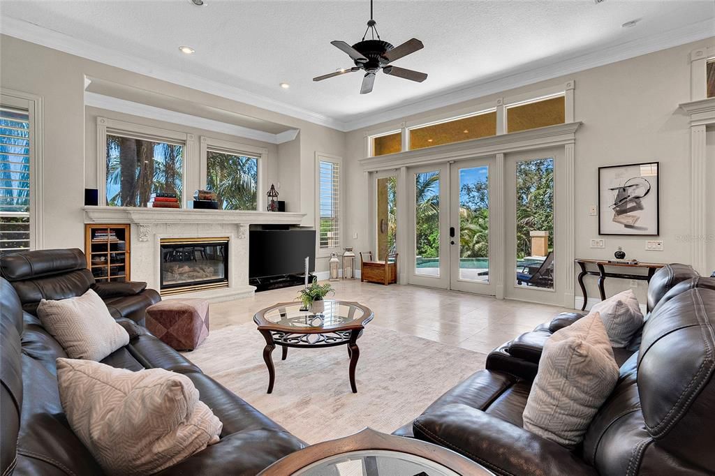 Fireplace, Interior, Living room, Recessed Lighting