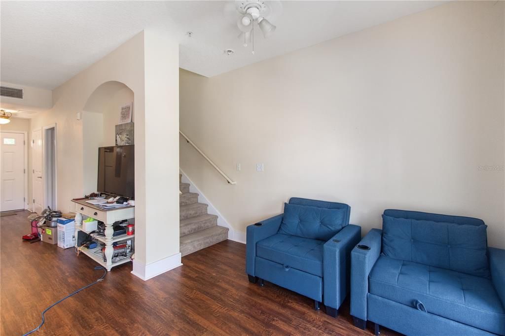 Interior, Pendant Lights, Wood Texture Flooring