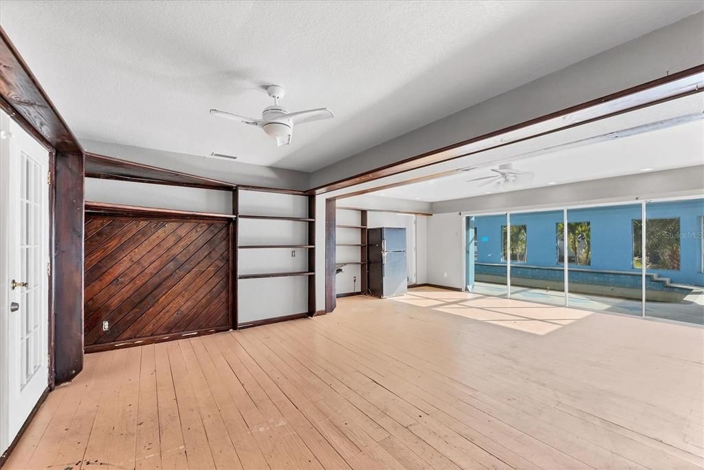 Empty room, Interior, Wood Texture Flooring, Wooden Walls