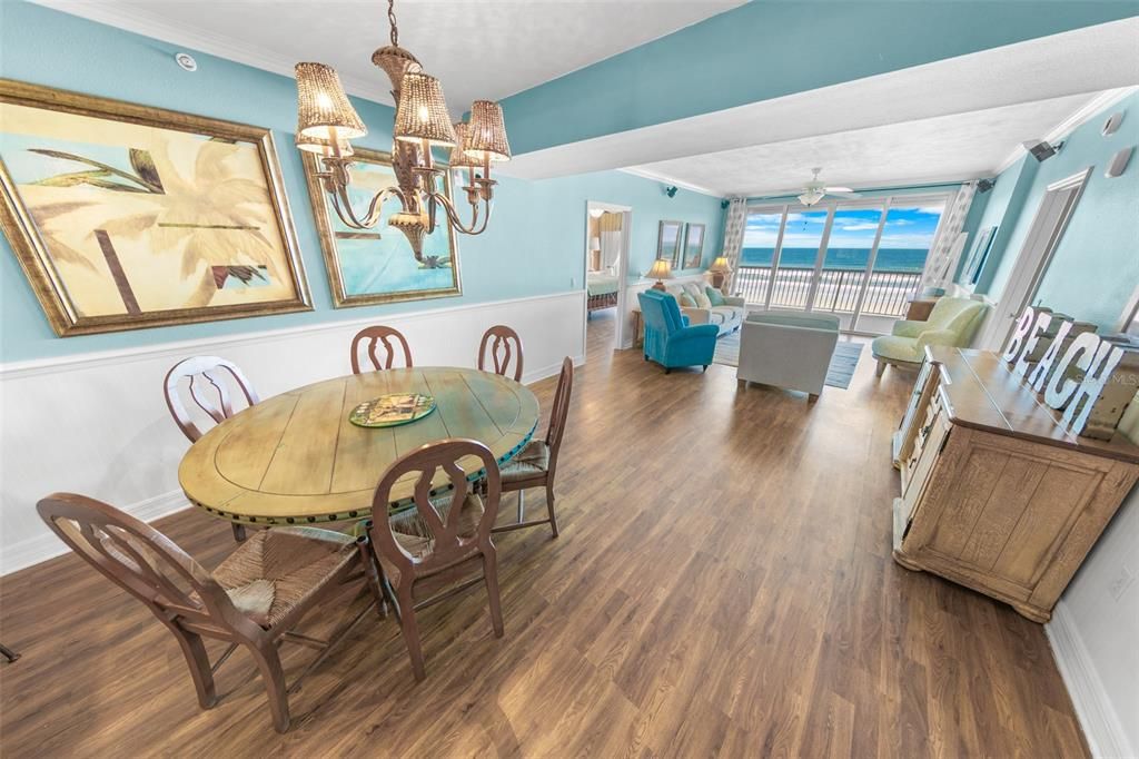 Chandelier, Dining room, Interior, Living room, Water, Wood Texture Flooring